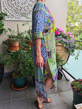 Load image into Gallery viewer, Freida Sensational Maxi Shift Dress