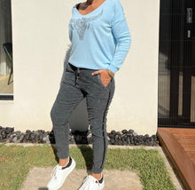 Load image into Gallery viewer, Autuuno Corduroy Pant - Red Coccio