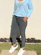 Load image into Gallery viewer, Autuuno Corduroy Pant - Red Coccio