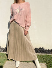 Load image into Gallery viewer, Animale - Suede metalic feel pleated skirt - Silver