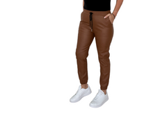 Load image into Gallery viewer, Pranzo - Vegan Leather plain Jogger - Chocolate