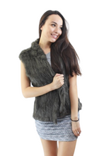 Load image into Gallery viewer, Rabbit Fur Vest - Straight - Black