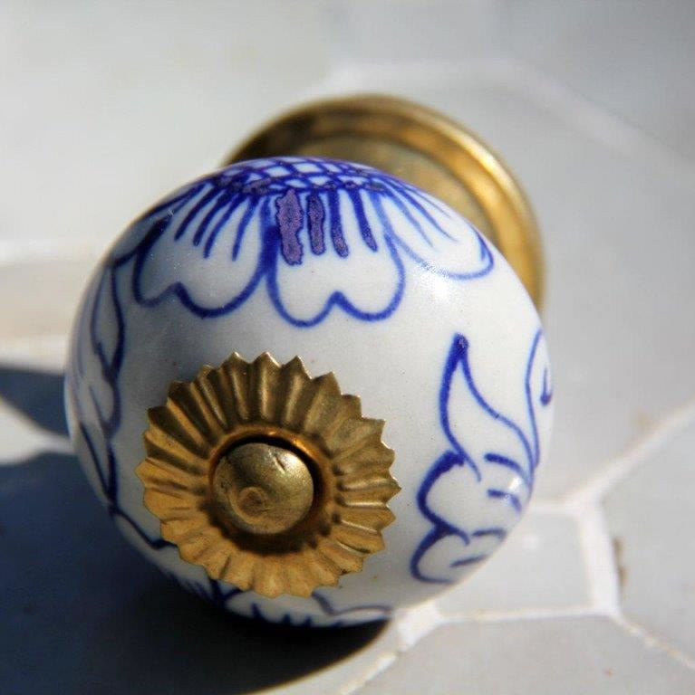 Country Ceramic - Blue and White Floral - Door Knob