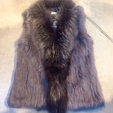 Load image into Gallery viewer, Rabbit Fur vest  -with Raccoon Front  - Beige
