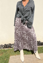 Load image into Gallery viewer, Animale - Suede metalic feel pleated skirt - Gold Leopard
