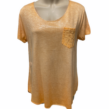 Load image into Gallery viewer, Top-T80690-Latte Tee-Lace Pocket-Metallic Spray Cold Wash Dye-Blue
